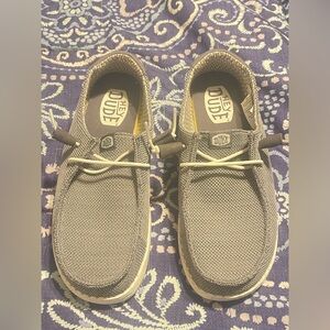 Women Hey Dudes WENDY STRETCH SOX Dark Grey SIZE 8